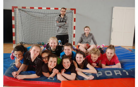 Stage -15 filles HBCC/RMH 05/04