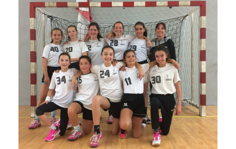 - 13 Filles 1 1ère Div.
